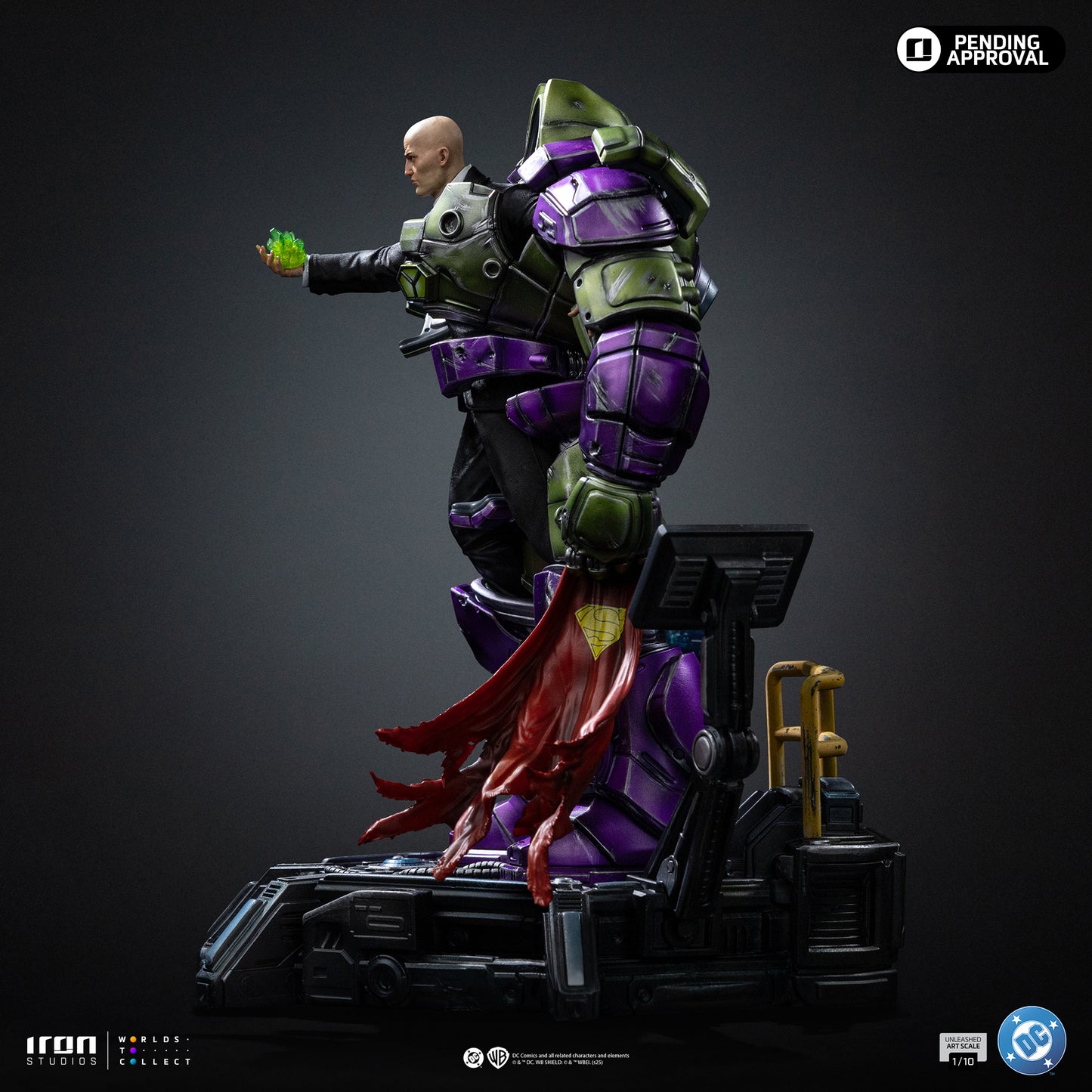 Iron Studio 1/10 Scale Deluxe Lex Luthor Unleashed