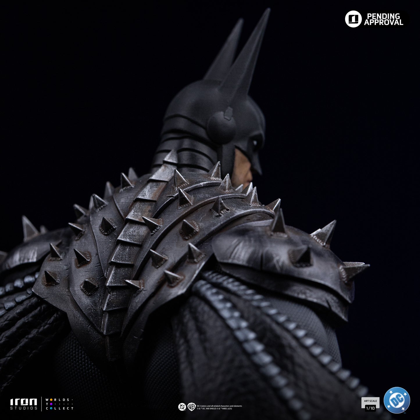 Iron Studio Batman Absolute - DC Comics - Art Scale 1/10