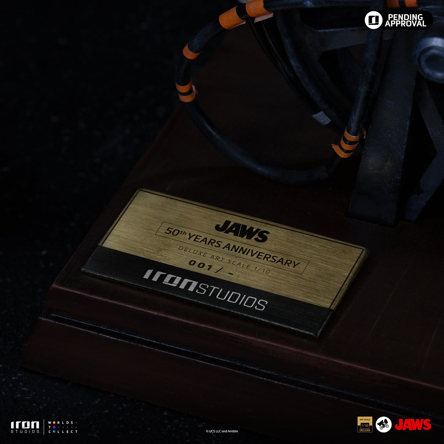 Iron Studio Steven Spielberg (Jaws 50th Anniversary) - Jaws - Art Scale 1/10 Statue