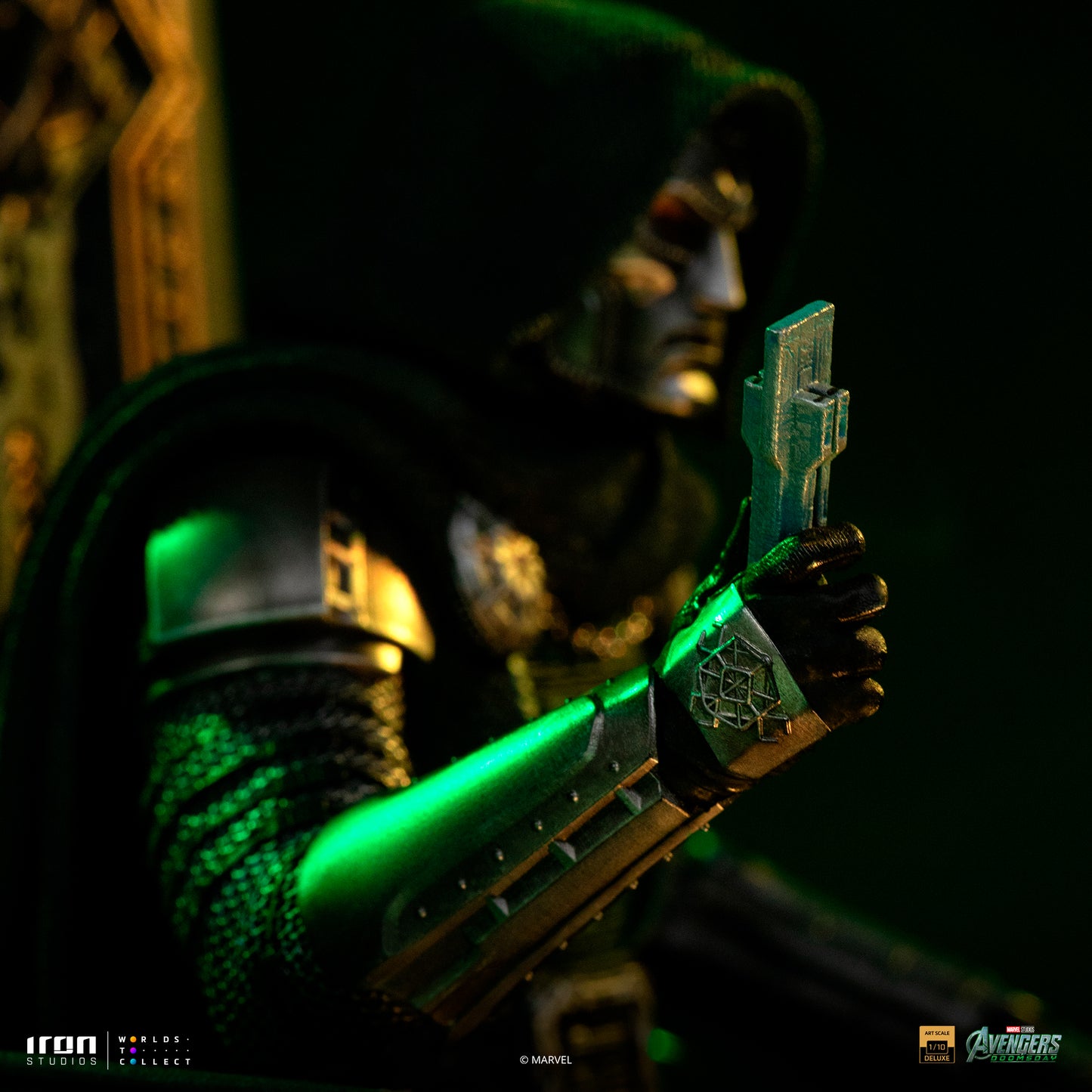 PRE ORDER - Iron Studio Doctor Doom on Throne - Avengers: Doomsday - Art Scale 1/10