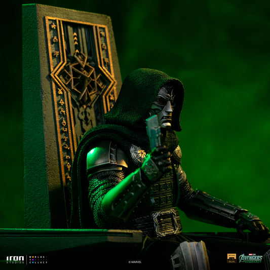 PRE ORDER - Iron Studio Doctor Doom on Throne - Avengers: Doomsday - Art Scale 1/10
