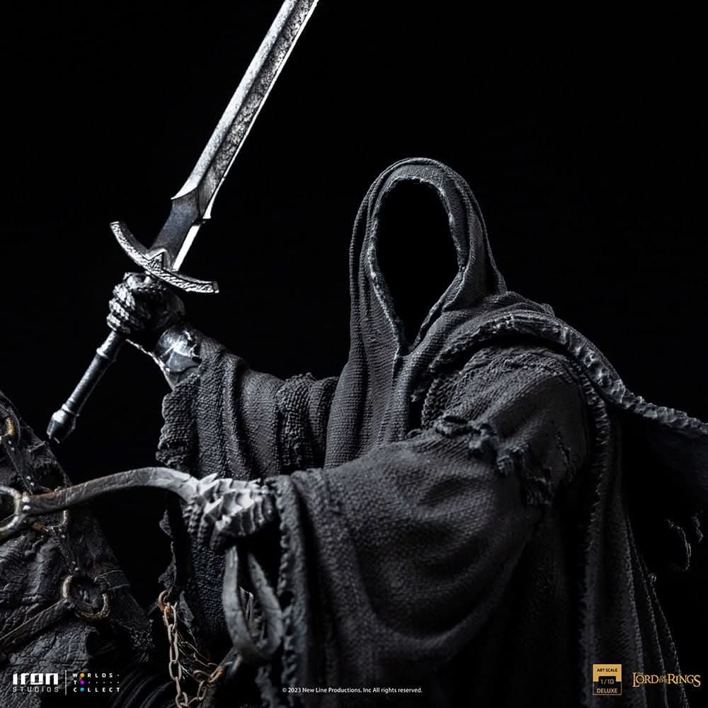 Iron Studios Nazgul on Horse Deluxe - The Lord of the Rings - BDS Art Scale 1/10