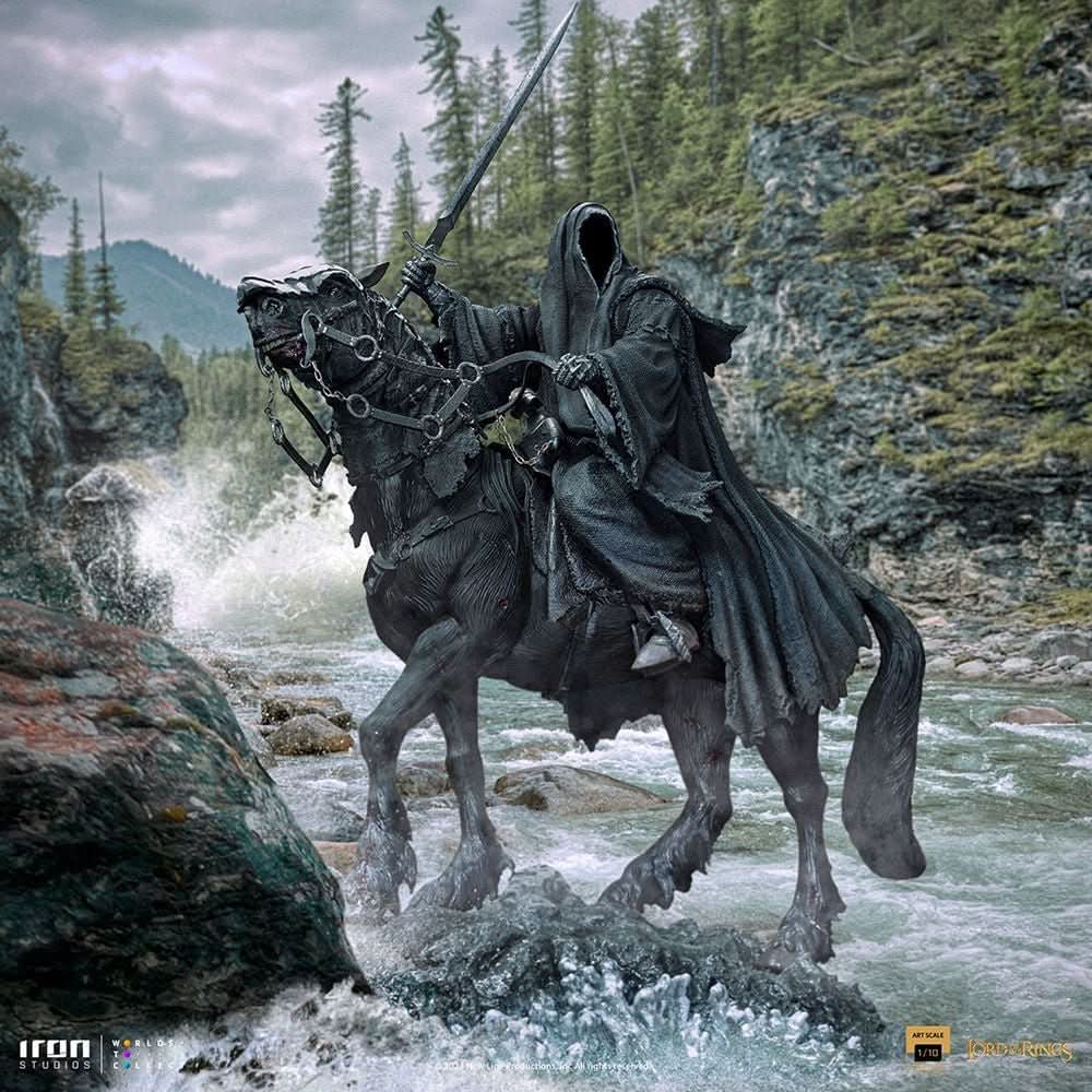 Iron Studios Nazgul on Horse Deluxe - The Lord of the Rings - BDS Art Scale 1/10
