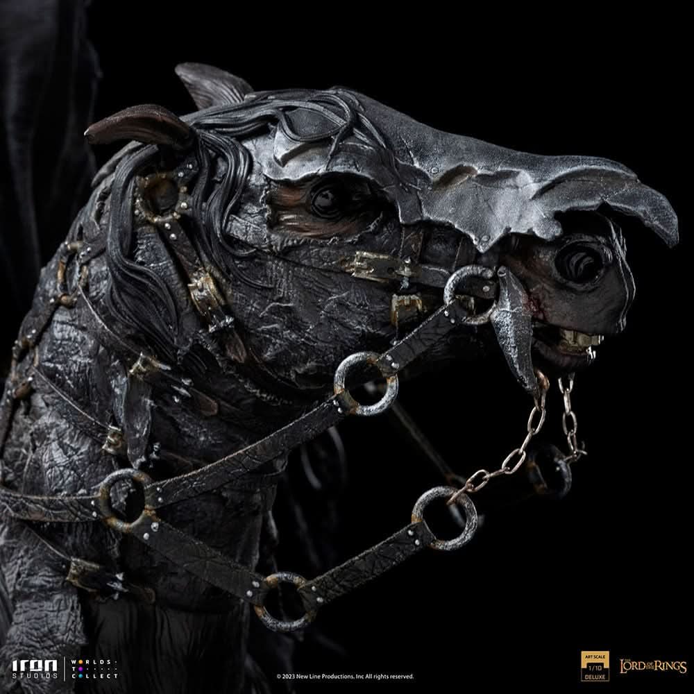 Iron Studios Nazgul on Horse Deluxe - The Lord of the Rings - BDS Art Scale 1/10