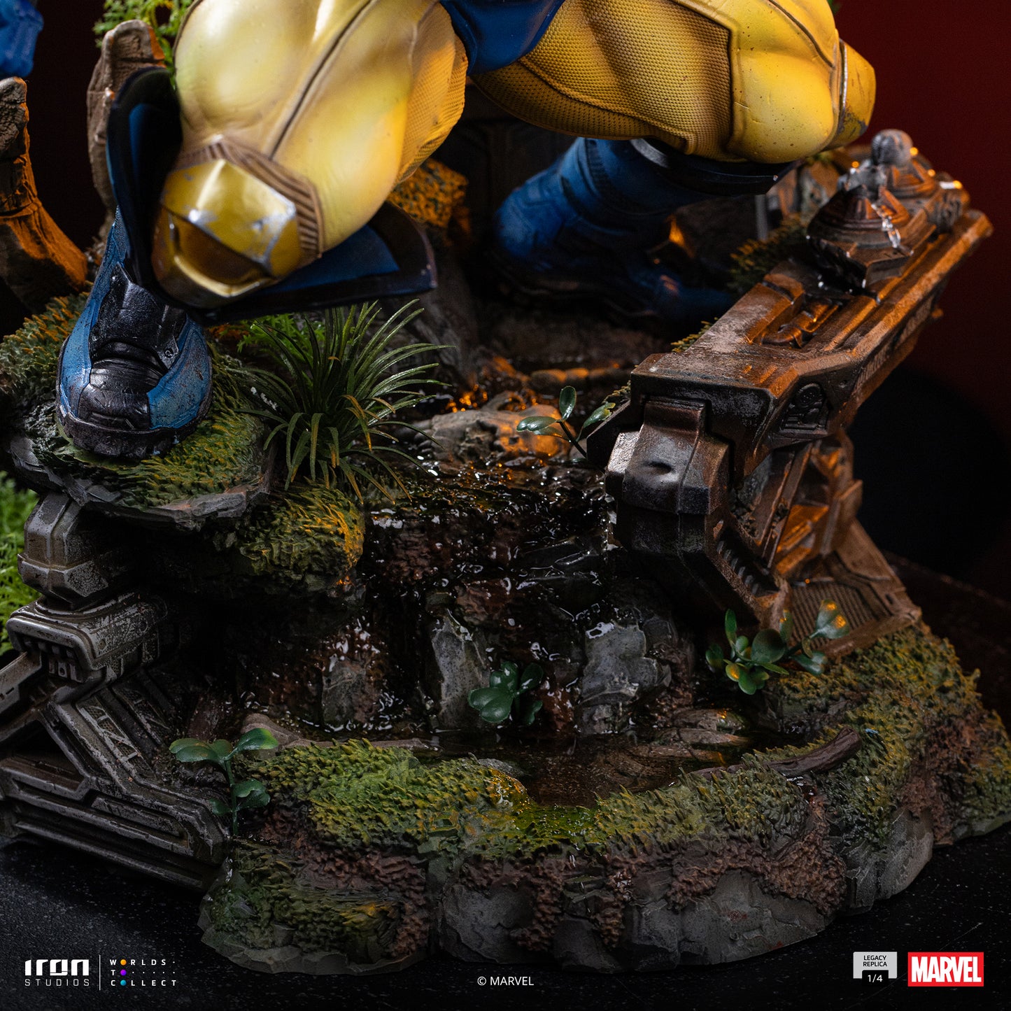 Iron Studio Wolverine - Marvel Comics - Legacy Series 1/4 Scale