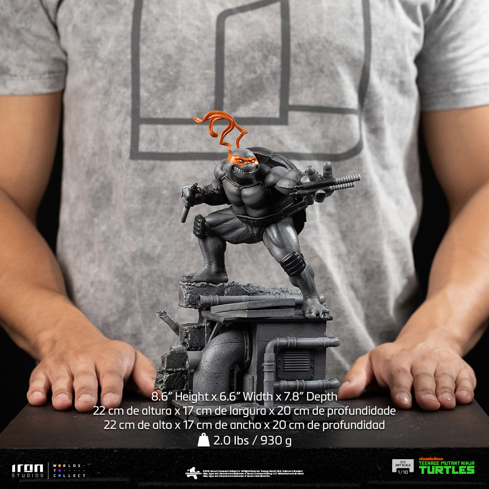Exclusive ! Black & White Variant  Iron Studio Teenagr Mutant Ninja Turtle TMNT