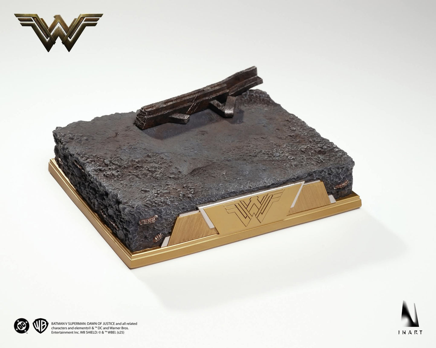 Queen Studio Inart 1/6 Scale Ag-A023 Wonder Woman Batman v Superman: Dawn of Justice