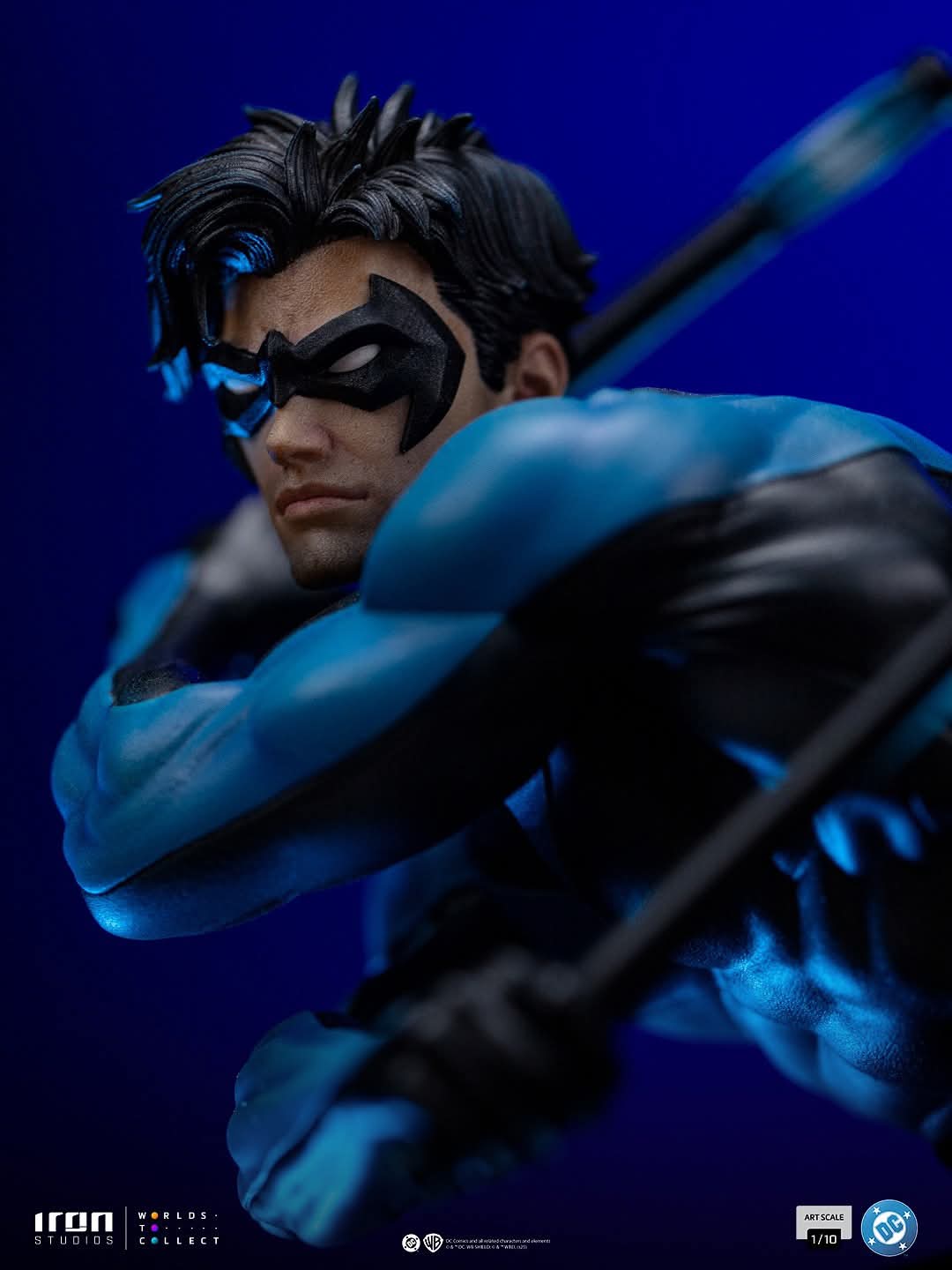Iron Studio Nightwing - DC Comics Series #9 - Art Scale 1/10 Statue