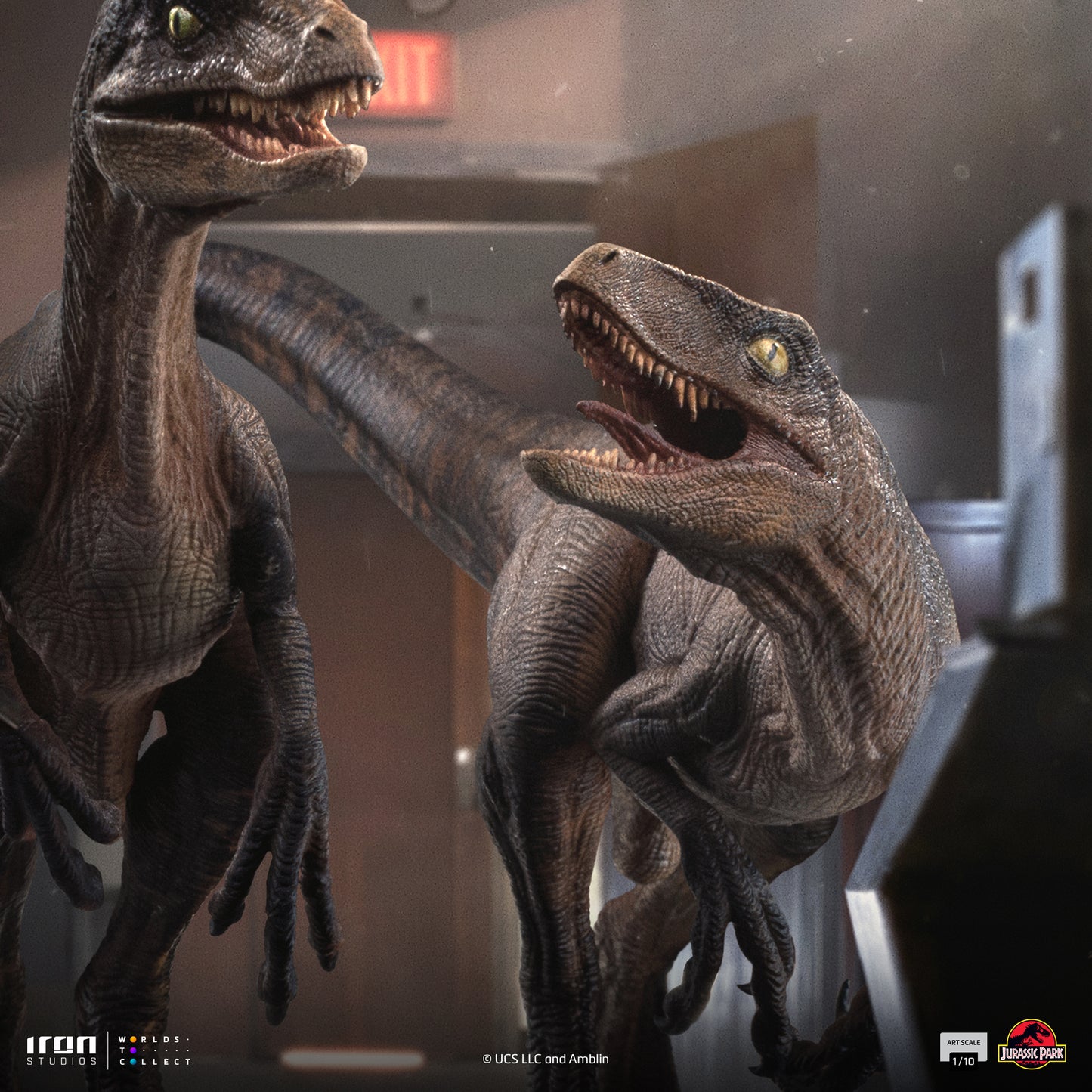 Iron Studio Raptors at the Kitchen's Door - Jurassic Park - Art Scale 1/10 Scale