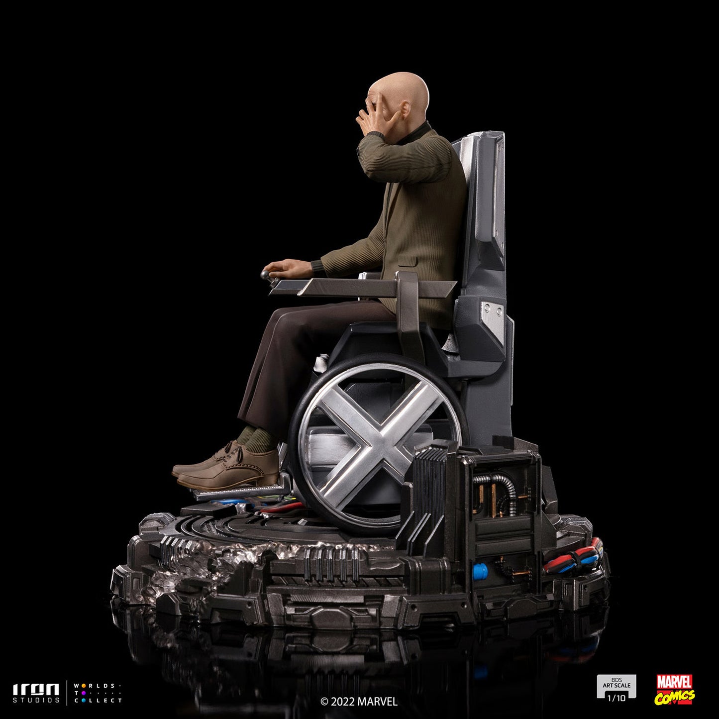 STOCK - Exclusive Iron Studio Professor X Art Scale 1/10