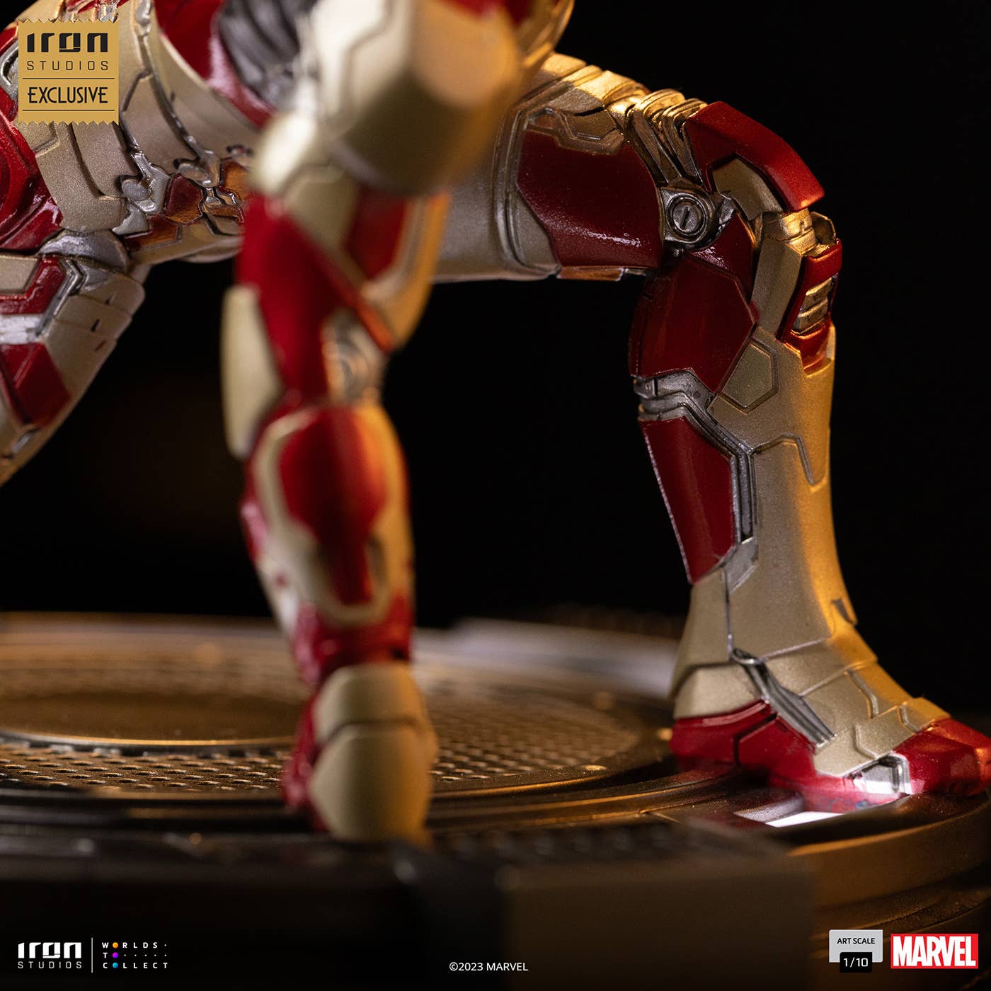Iron Studios (2022 Event Exclusive)  Iron Man Mark 42 - BDS Art Scale 1/10 Statue